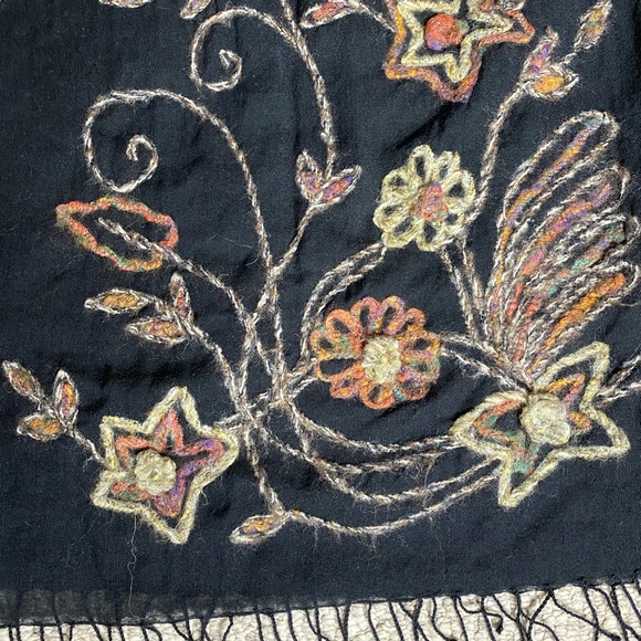 Giorgio Passigatti 100% wool gorgeous scarf fringed ends - Picture 7 of 8